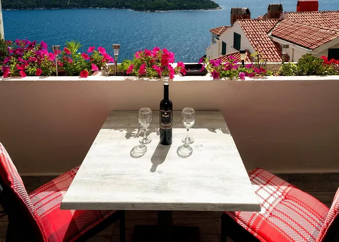 Blue Harmony Sea View شقة *