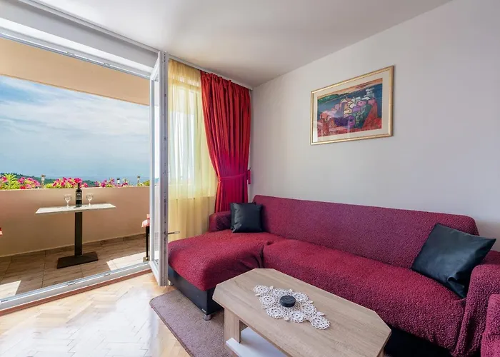 Blue Harmony Sea View شقة *